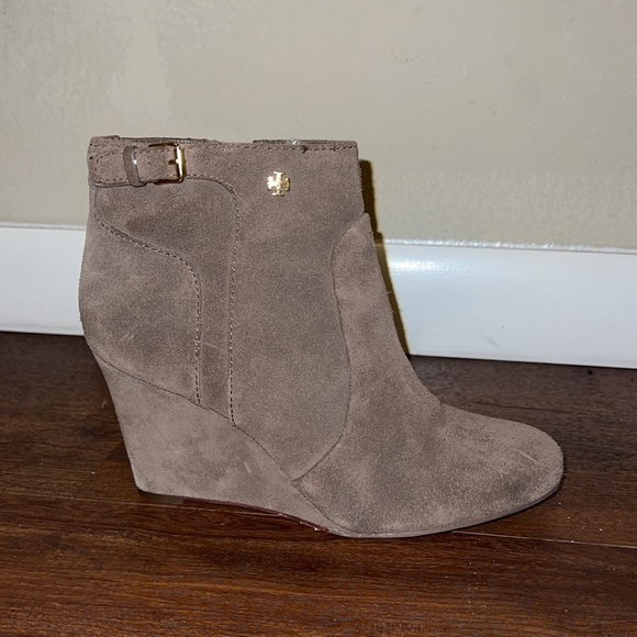 Tory Burch Suede Milan Wedges - Picture 7 of 10